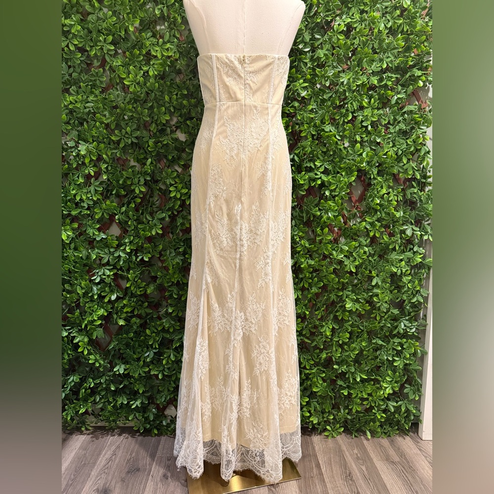 NWT- Moment of Elegance White Lace Strapless Mermaid Dress - Picture 11 of 16
